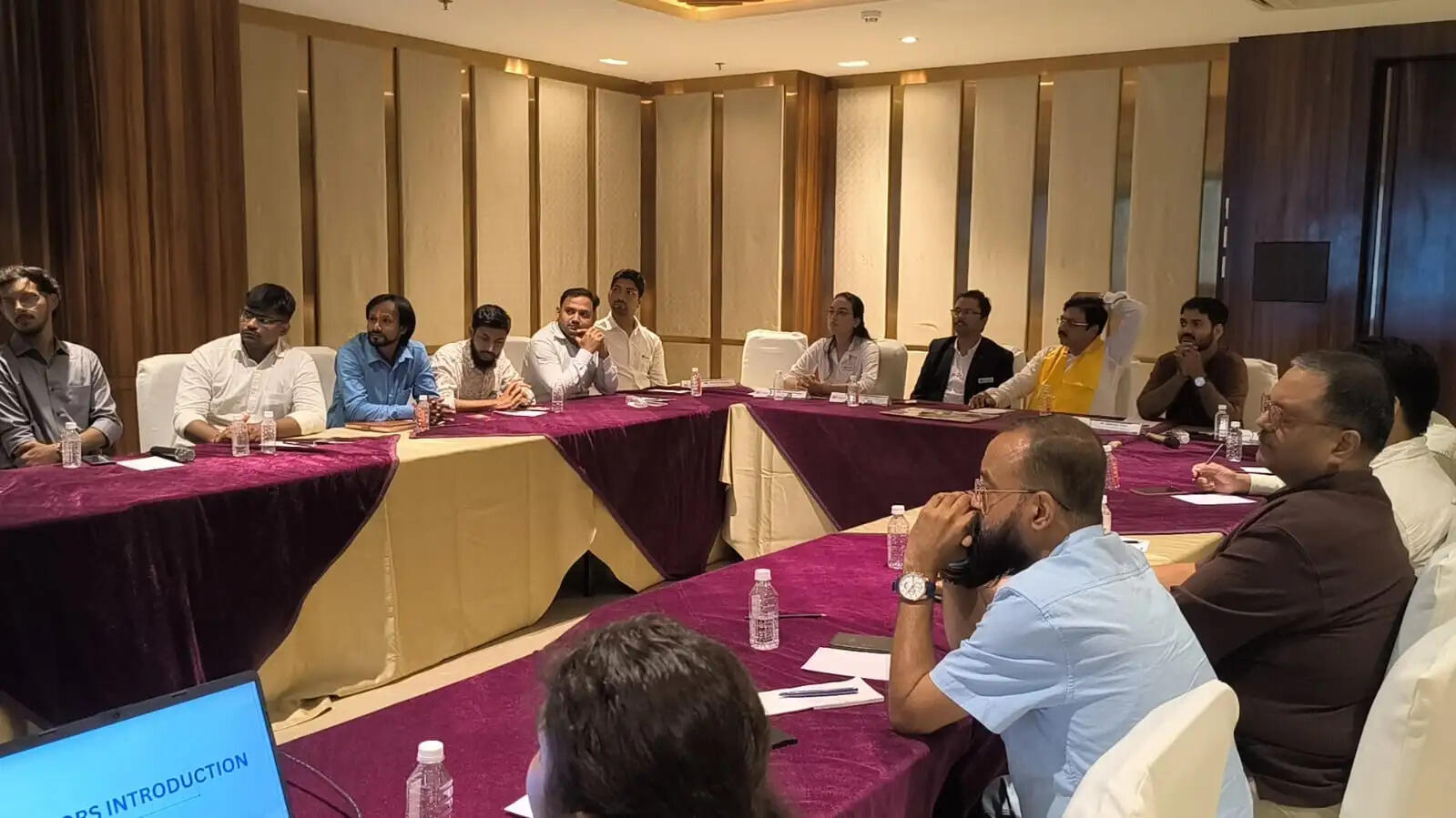 आयोजकों के अनुसार 3एस व्यापार का उद्देश्य व्यापारियों, उद्यमियों एवं पेशेवरों को ऐसा मंच उपलब्ध कराना है, जहां वे एक-दूसरे से जुड़कर अपने व्यवसाय को प्रस्तुत कर सकें, मजबूत व्यावसायिक संबंध बना सकें और नए अवसरों की दिशा में आगे बढ़ सकें। नियमित व्यावसायिक बैठकें और प्रशिक्षण सत्र इसी उद्देश्य को मजबूत करने की दिशा में महत्वपूर्ण कदम हैं।