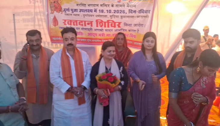 काशी बंगाली स्वर्ण शिल्पी दुर्गा पूजनोत्सव समिति ने आयोजित किया रक्तदान शिविर