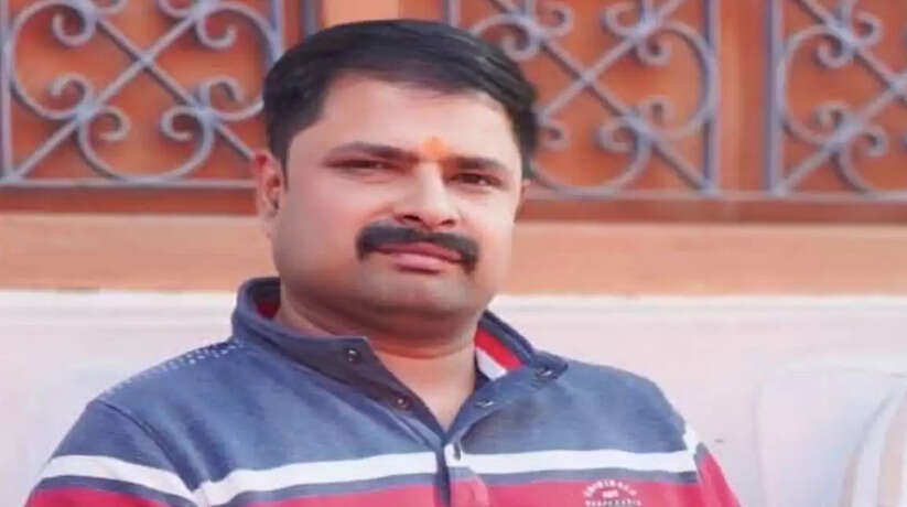 विधायक सुशील सिंह के करीबी सुनील सिंह का हृदयगति रुकने से निधन, गंगा घाट पर हुआ अंतिम संस्कार