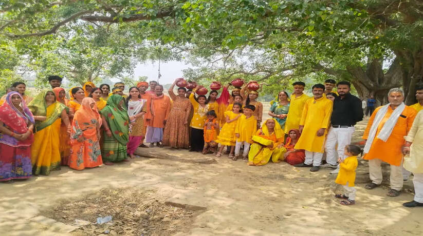 सहजनवां में श्रीमद् भागवत कथा नव दिवसीय ज्ञान यज्ञ का हुआ शुभारंभ