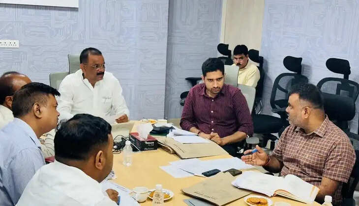 सावन में काशी रहेगी फुल अलर्ट, श्रद्धालुओं की सुविधा के लिए नगर निगम की विशेष तैयारी