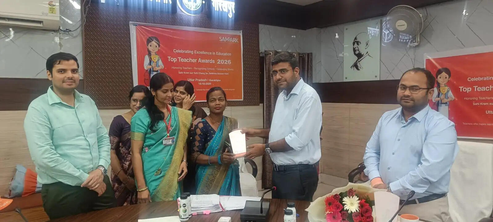 डीएम दीपक मीणा ने महिला शिक्षिकाओं से किया आह्वान, बच्चों के भविष्य निर्माण में निभाएं अहम भूमिका