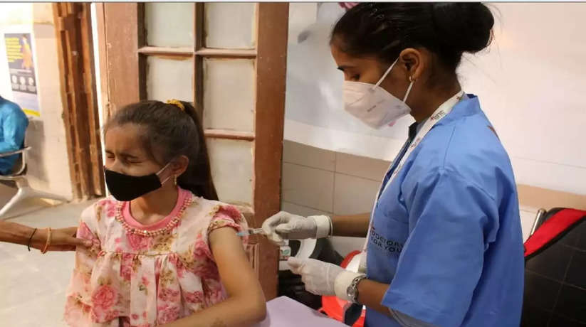 Varanasi news: वाराणसी में निशुल्क लगवाएं कोरोना वैक्सीन की प्रिकॉशन डोज