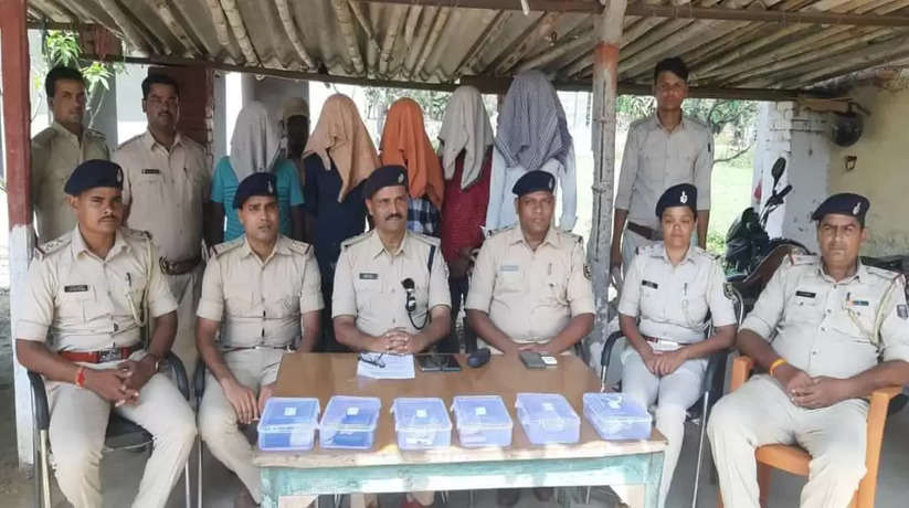 Bihar News: मधुबनी पुलिस को मिली बड़ी सफलता, सीएसपी संचालक से हुए लूटकाण्ड का पुलिस ने किया उदभेदन