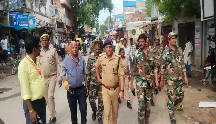 Varanasi News: सुगम यातायात व्यवस्था के दृष्टिगत थाना सारनाथ क्षेत्र में अभियान चलाकर हटाया गया अवैध अतिक्रमण&nbsp;