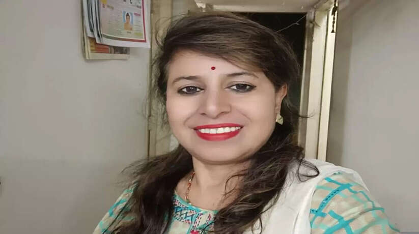 वाराणसी में फर्जी दस्तखत कर फ्लैट अपने नाम कराने के मामले में नम्रता मिश्रा प्रथम दृष्टया दोषी पाई गईं