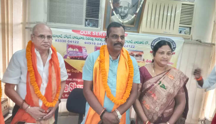 वाराणसी पराड़कर भवन में चैरिटेबल ट्रस्ट ने संयुक्त रूप से की पत्रकार वार्ता