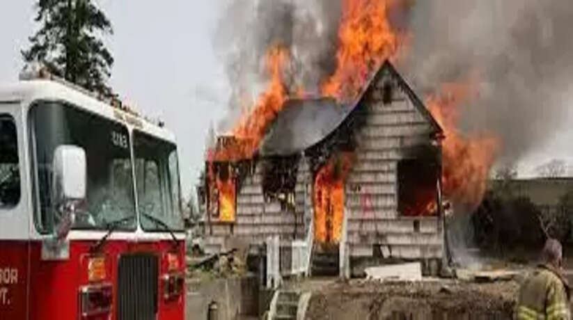 Fire in a house in America, 10 people including three children died