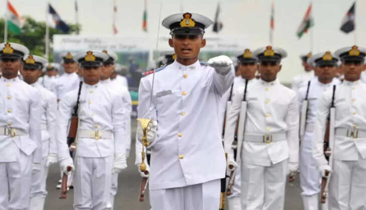 Indian Navy Recruitment 2022: नेवी में इन पदों पर&nbsp;निकली&nbsp;सेकड़ों भर्ती, जानिये कैसे करें आवेदन?