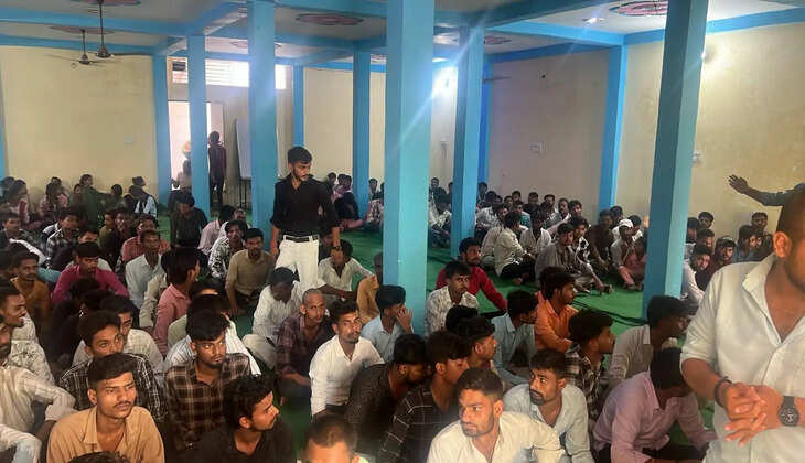वाराणसी में फर्जी कॉल सेंटर का भंडाफोड़: नौकरी दिलाने के नाम पर 250 युवकों से ठगी, 7 गिरफ्तार