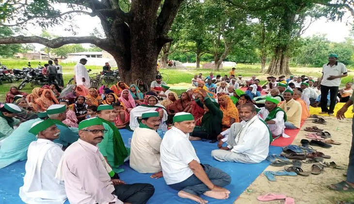 Ayodhya News:&nbsp;अमर गंज बाजार मिल्कीपुर में आयोजित हुई किसान पंचायत