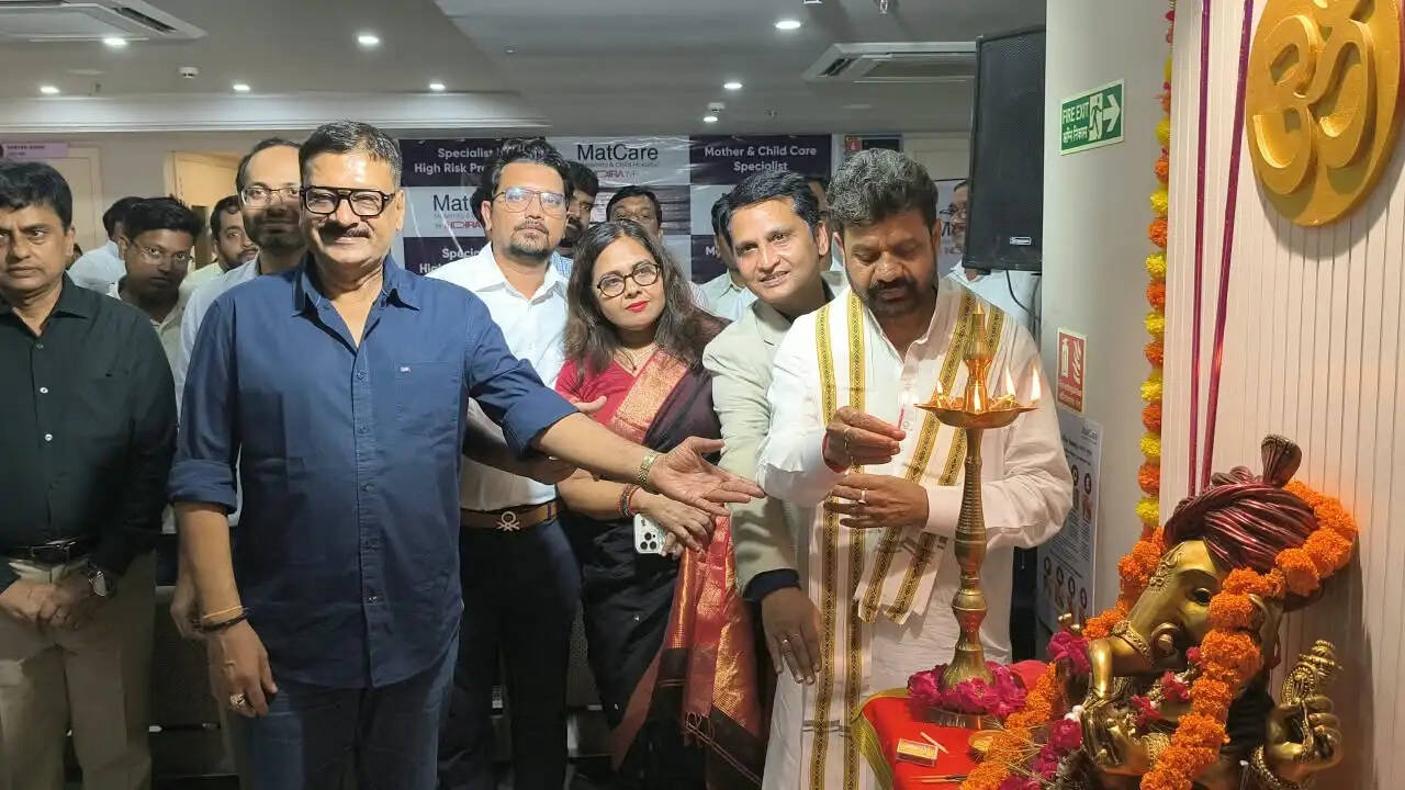 हॉस्पिटल प्लॉट नंबर 199/2, डिडवानिया चौराहा, रिलायंस पेट्रोल पंप के पास, महमूरगंज, वाराणसी में संचालित है। योजना के लागू होने के बाद पात्र परिवारों के नवजात शिशुओं को अस्पताल में भर्ती, पीआईसीयू और एनआईसीयू जैसी विशेषज्ञ सुविधाओं का लाभ मिल सकेगा।