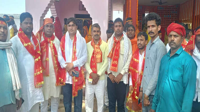 Chandauli Kalash Yatra, Saraswati Murti Sthapna, Dhanapur Religious Event, UP Hindu Festival