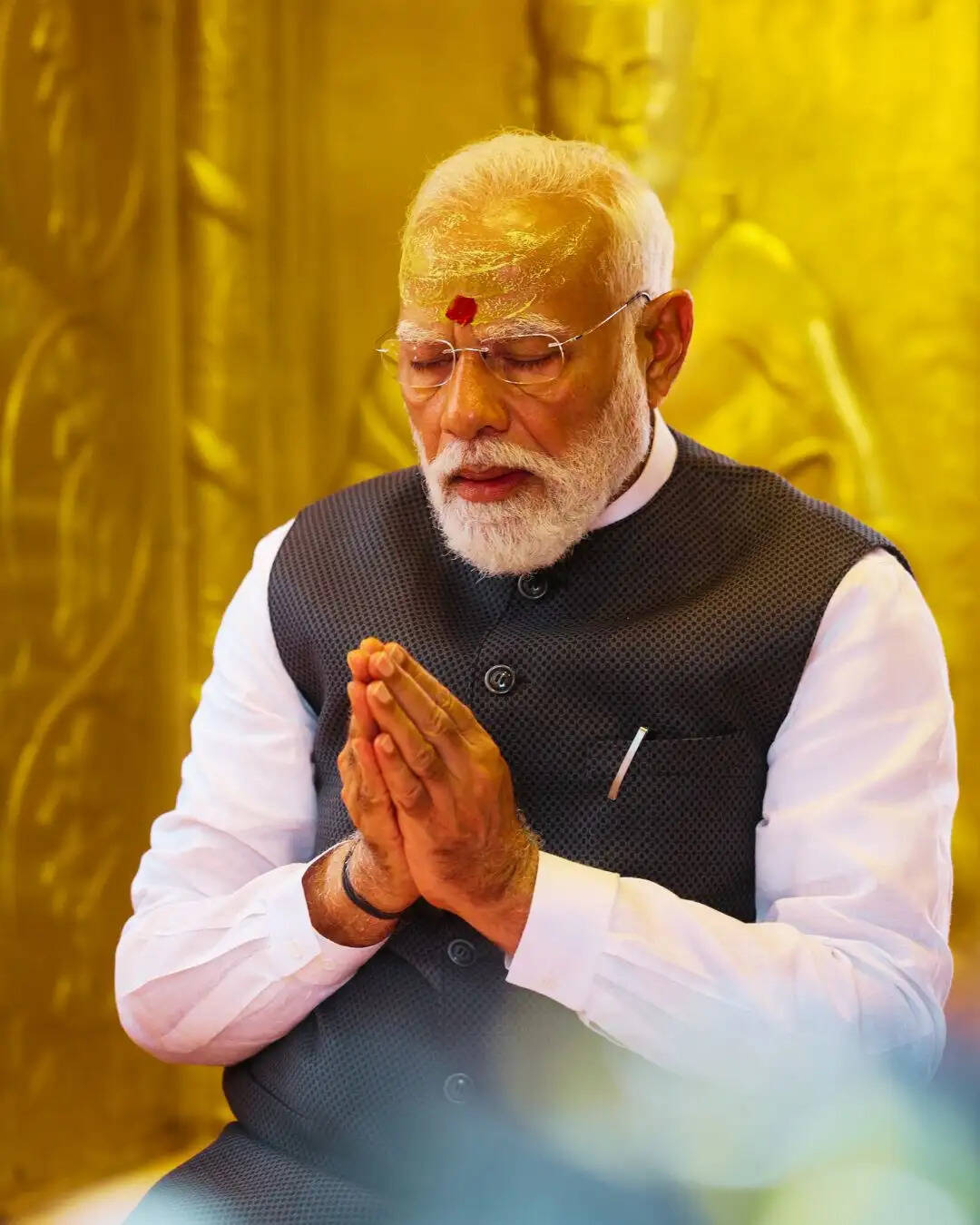 काशी में पीएम मोदी का भव्य रोड शो,&nbsp;बरेका से विश्वनाथ धाम तक गूंजा ‘हर-हर महादेव’