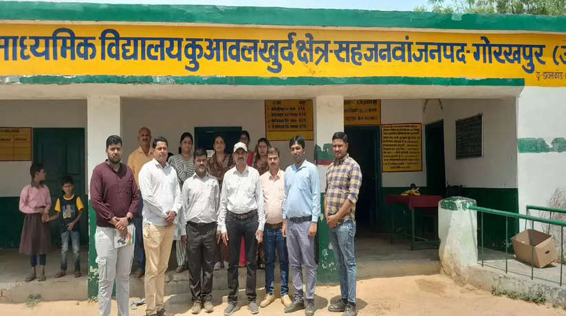 Gorakhpur News: गोरखपुर में निर्माणाधीन केयान डिस्टीलरी प्राइवेट लिमिटेड ने पूर्व माध्यमिक विद्यालय कुवावल खुर्द को लिया गोद
