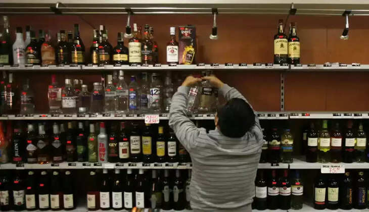 The wave of happiness ran among the wine lovers, the new rules of liquor came into force..