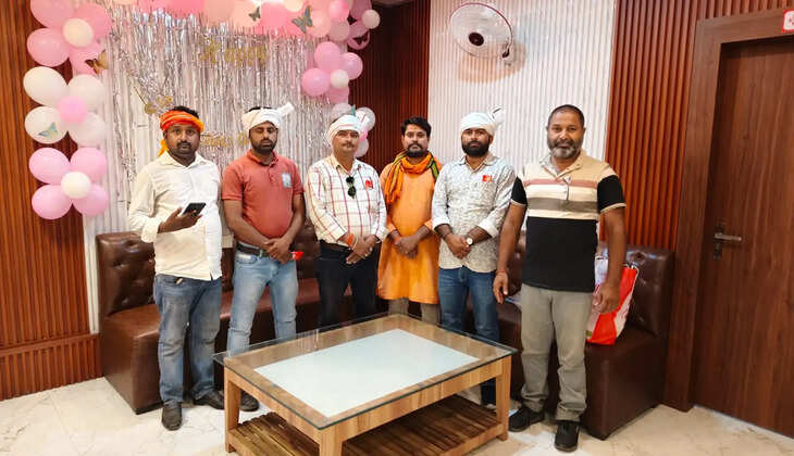 पत्रकारिता दिवस पर चंदौली में पत्रकारों का हुआ सम्मान, अखिल भारतीय गौ रक्षक परिषद ने किया अभिनंदन