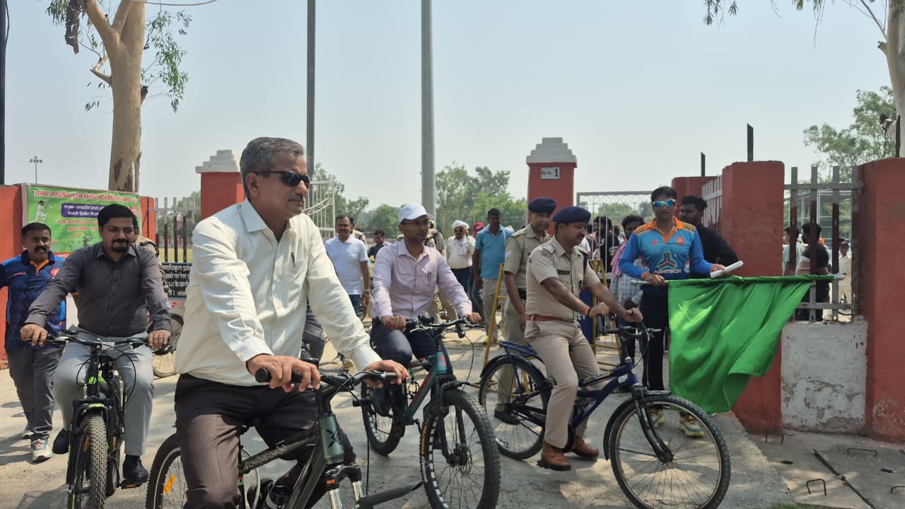 डीडीयू मंडल में “मिशन लाइफ” अभियान की शुरुआत, डीआरएम ने दिलाई हरित शपथ