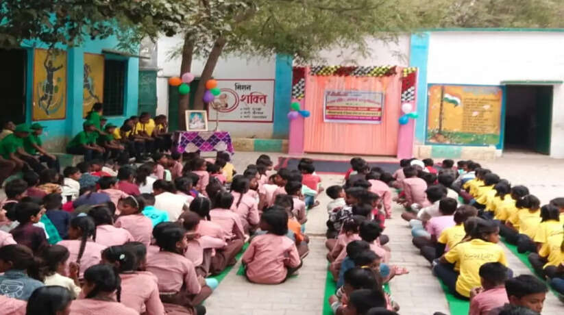 कंपोजिट विद्यालय सोनबरसा में वार्षिक उत्सव समारोह का आयोजन