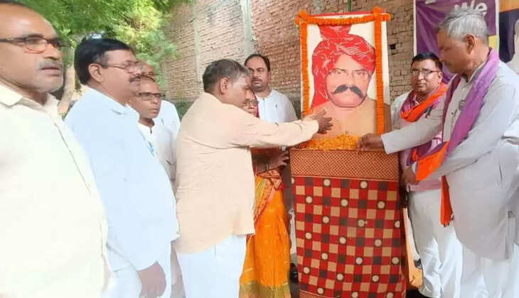 डॉ सोनेलाल पटेल की पुण्यतिथि समारोह में जुटा अपना दल कमेरावादी