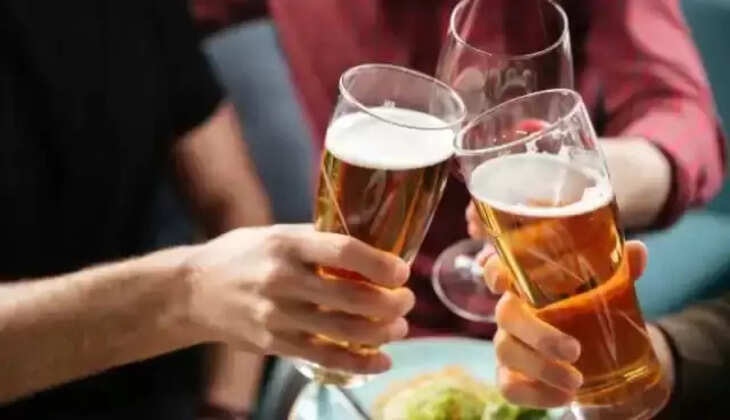शराब पीकर प्रधानमंत्री ने किया जमकर डांस, वीडियो हुआ वायरल, मचा बवाल...