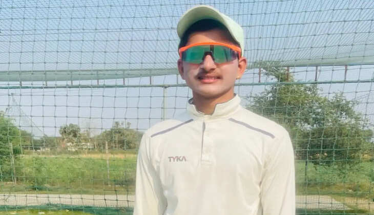 वाराणसी में क्रिकेट Under - 16 मैच में जॉर्डन इंटरनेशन और स्ट्रॉंग अचीवर्स के बीच खेले गए मुकाबले में स्ट्रॉंग अचीवर्स की जीत