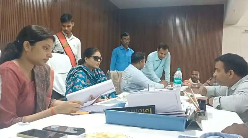 चंदौली में तहसील दिवस का आयोजन, 65 प्रार्थना पत्रों में से 5 का हुआ त्वरित निस्तारण