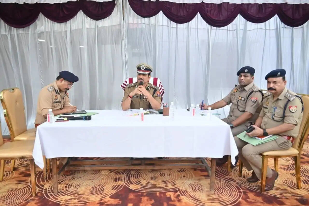 वाराणसी पुलिस में बड़ा बदलाव, अब अंकों के आधार पर होगी दरोगाओं की रैंकिंग