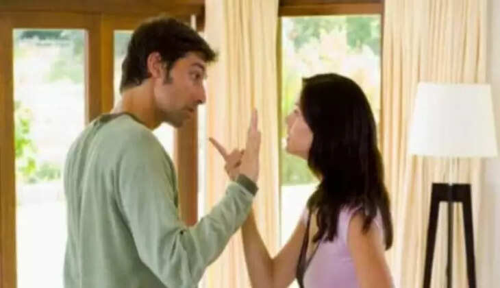 लखनऊ में व्&zwj;हाट्सएप स्&zwj;टेटस पर भतीजे संग पत्&zwj;नी का फोटो देख पति का चढ़ा पारा, फिर हुआ असली करनामा