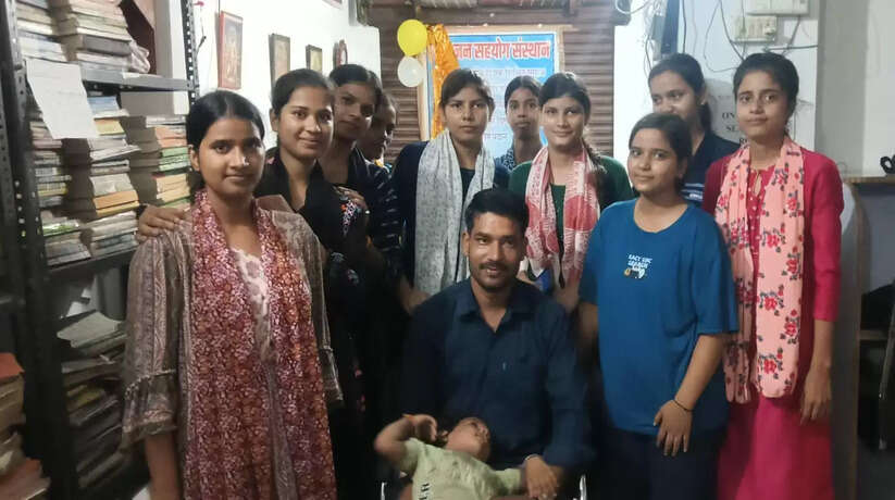 डॉ. राधाकृष्णन की जयंती पर जन सहयोग संस्थान लाइब्रेरी में हुआ कार्यक्रम