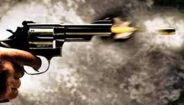 गर्लफ्रैंड पर किया कमेंट तो बॉयफ्रैंड ने मारी गोली...