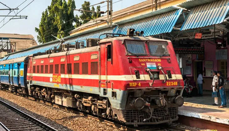 रेल में सफर करना होगा महंगा, जानिए किस श्रेणी के लिए कितने बढ़ेगे रुपए