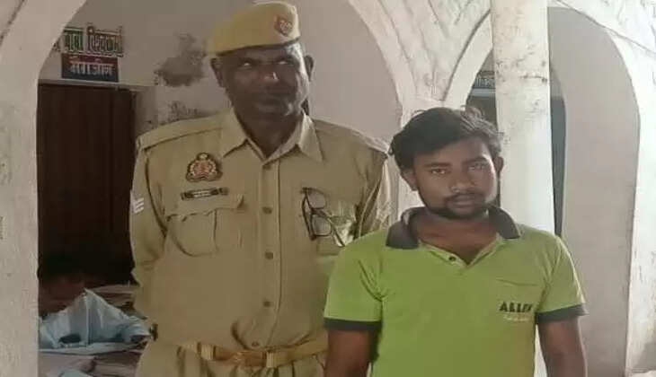 Chandauli News: कोतवाली चन्दौली ने 02 घण्टे के अन्दर चोरी की मोबाइल व रुपयो के साथ चोर को किया गिरफ्तार