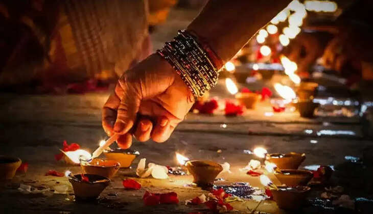 काशी में विश्व प्रसिद्ध देव दीपावली 7 नवंबर को होगी