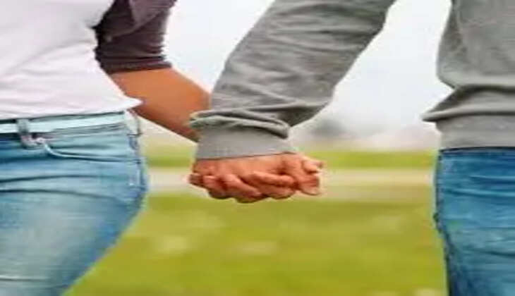 सेक्टर-5 पुलिस चौकी के जांच अधिकारी मोमन राम ने बताया कि पुलिस ने महिला व व्यक्ति के शवों को शवगृह में रखवा दिया है। स्वजनों के सामने दोनों के पोस्टमार्टम कराए जाएंगे।