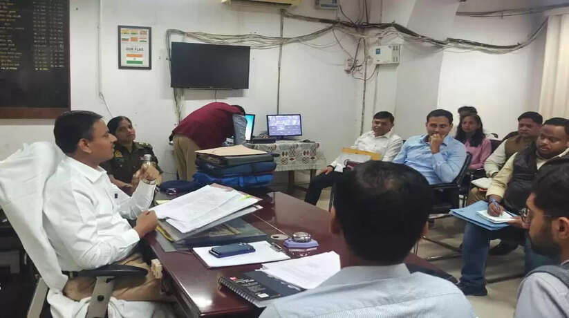Varanasi News: Now Banaras will get freedom from jam, the new District Magistrate made a special plan after meeting with the officials