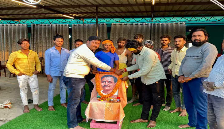 अंतिम पायदान पर खड़े व्यक्ति तक विकास की किरण पहुँचाना चाहते थे पंडित दीनदयाल उपाध्याय 