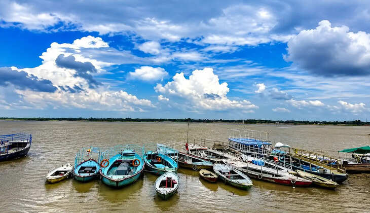 उमस से बेहाल वाराणसी, बारिश का इंतजार अभी बाकी