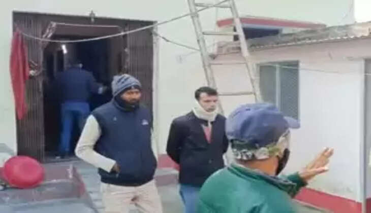 सीतामढ़ी में फौजी के घर डाका, पत्नी और बहू को गन प्वाइंट पर रखकर 3 घंटे तक करते रहे लूटपाट