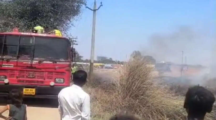 गीडा क्षेत्र में शॉर्ट सर्किट से लगी आग, फायर ब्रिगेड ने कड़ी मेहनत से पाया काबू