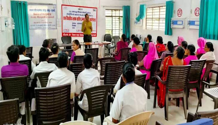 Varanasi News: संयम व सावधानी ही एचआईवी संक्रमण से वचाव है डॉ मनोज तिवारी
