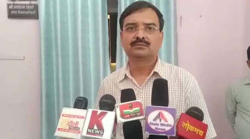 चन्दौली में सामूहिक विवाह के तहत लाभार्थियो की शिकायत पर पहुंचे जांच अधिकारी
