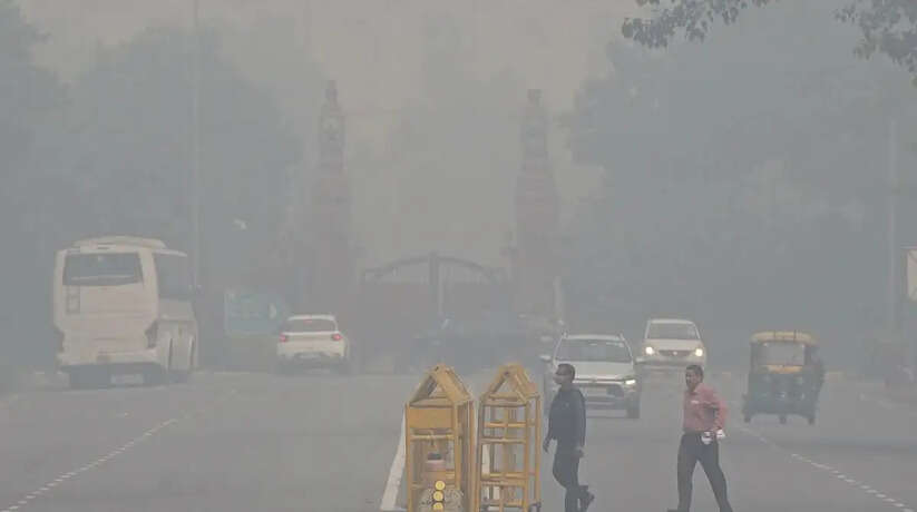 Artificial Rainfall: दिल्ली की धुंध पर बरसेगी बारिश
