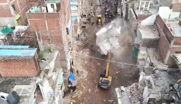 दालमंडी में आखिरी छह मकान भी ध्वस्त, काशी विश्वनाथ मंदिर मार्ग चौड़ीकरण की राह साफ