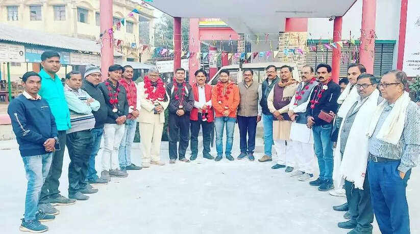 Ayodhya News: अब्दुल जब्बार लगातार पाँचवी बार सर्वसम्मति से चुने गए तहसील अध्यक्ष 