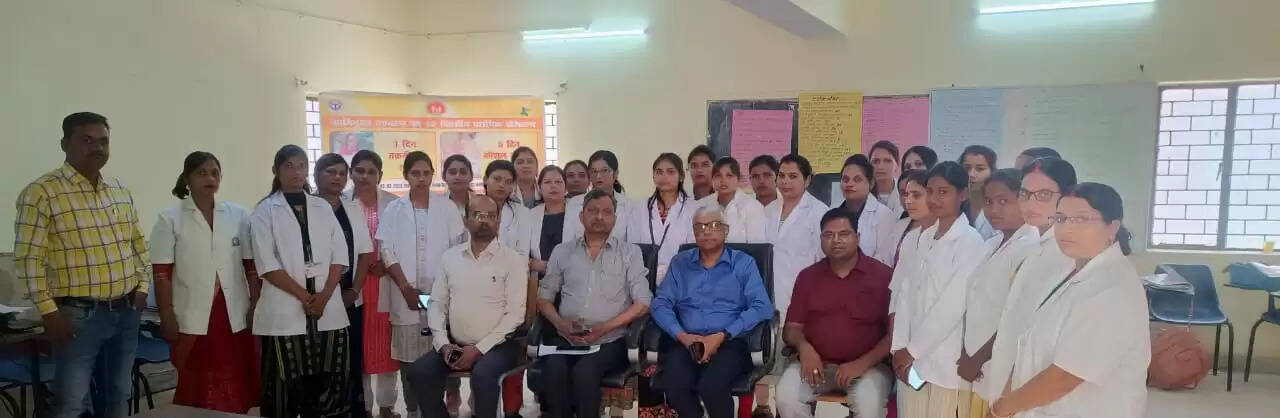 Ayodhya: Completion of 12-day refresher training of newly appointed contract ANM