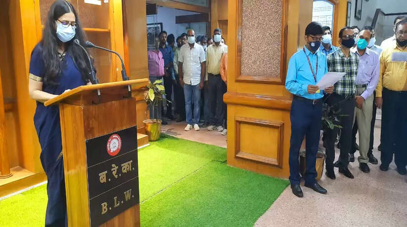 बनारस रेल इंजन कारखाना में सतर्कता जागरूकता सप्ताह शुरू