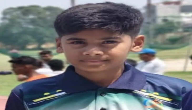 श्रेयांश यादव का बैडमिंटन छात्रावास में हुआ चयन