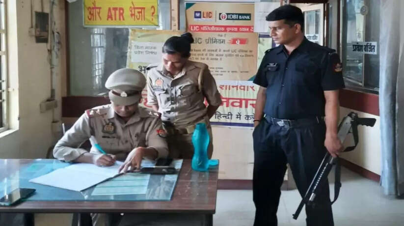 Chandauli News: चन्दौली में आदित्य लाग्हें पुलिस अधीक्षक के निर्देशन में चलाया गया सघन चेकिंग अभियान