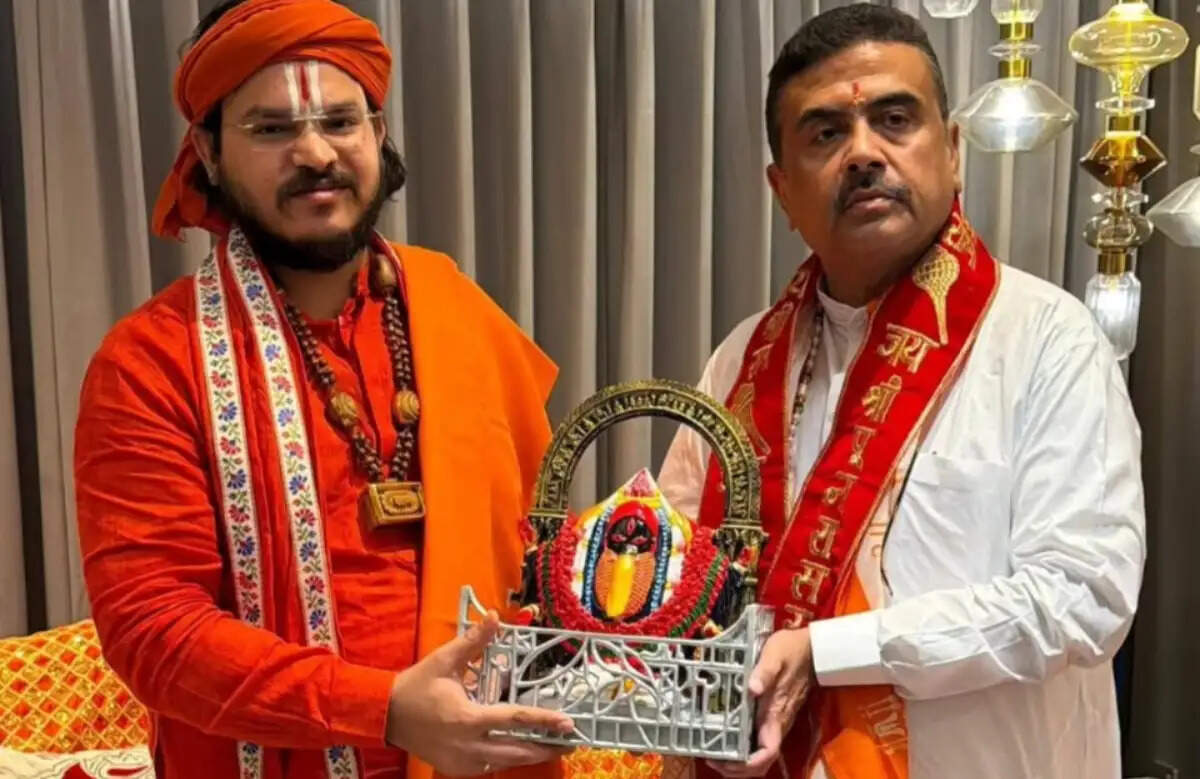 आयोजकों का कहना है कि इस महाअनुष्ठान का उद्देश्य इसे केवल धार्मिक आयोजन तक सीमित रखना नहीं, बल्कि सनातन एकता, सांस्कृतिक जागरण और राष्ट्रहित से जुड़े संकल्पों का व्यापक मंच बनाना है।